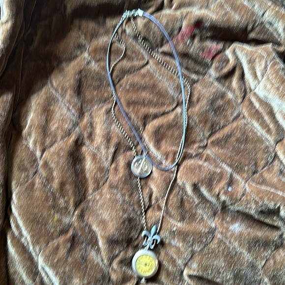 Handmade locket necklace ☺️ Must bundle! 3 for $10 or 4 for $15 etc - Picture 2 of 4